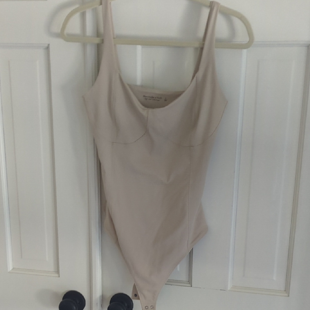 Abercrombie & Fitch Beige Bodysuit Size L